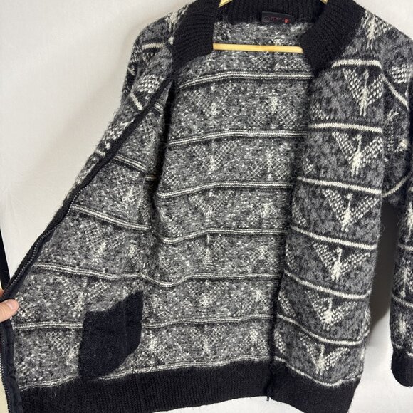 Minkha 100% Alpaca Hand-Knit Zip Cardigan Sweater Gray Black Pattern Women L/XL - Picture 6 of 6